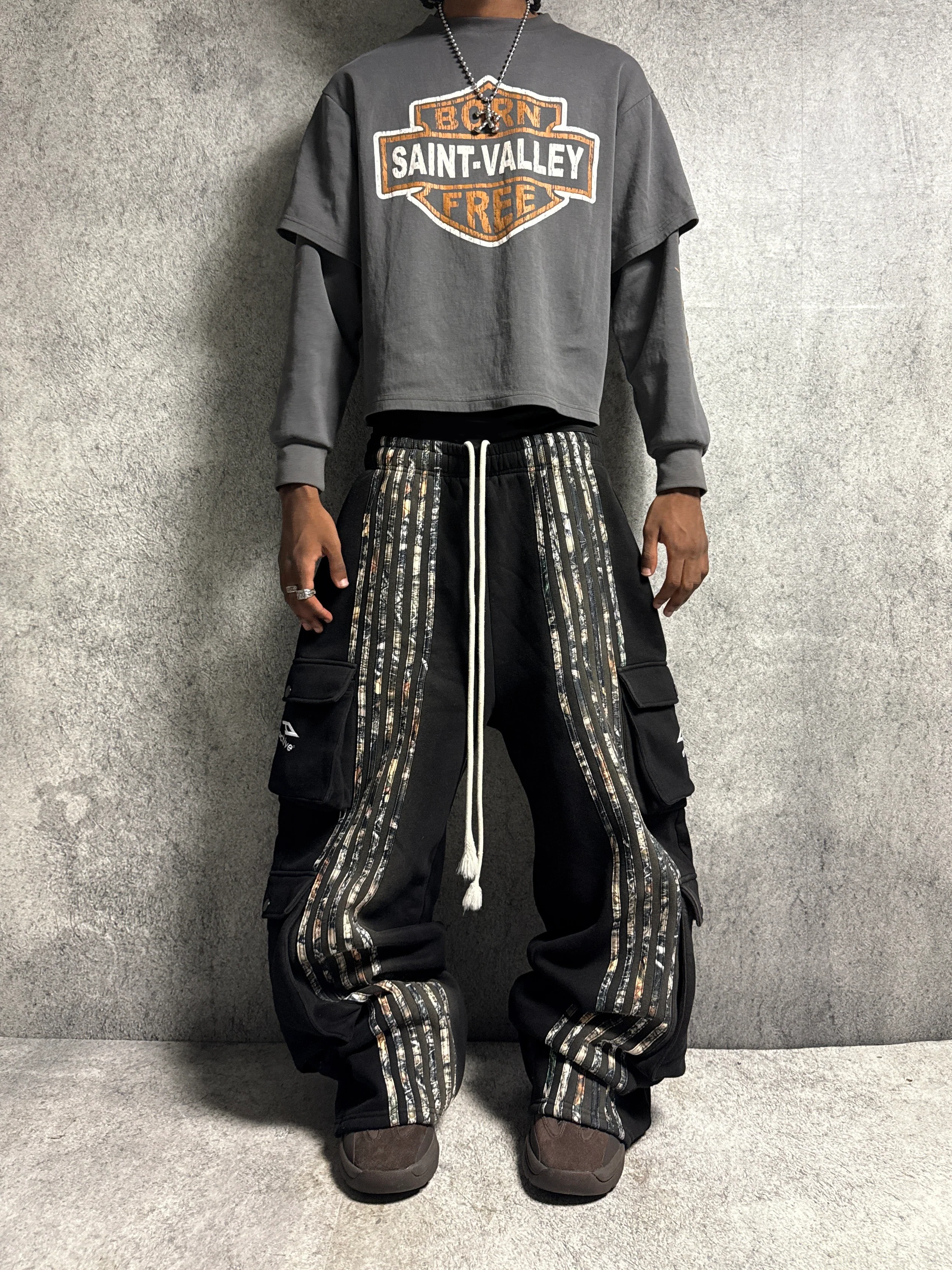 ARCHIVE HUNTER CARGO STRIPE SWEATPANTS CAMO - BLACK - Image 4