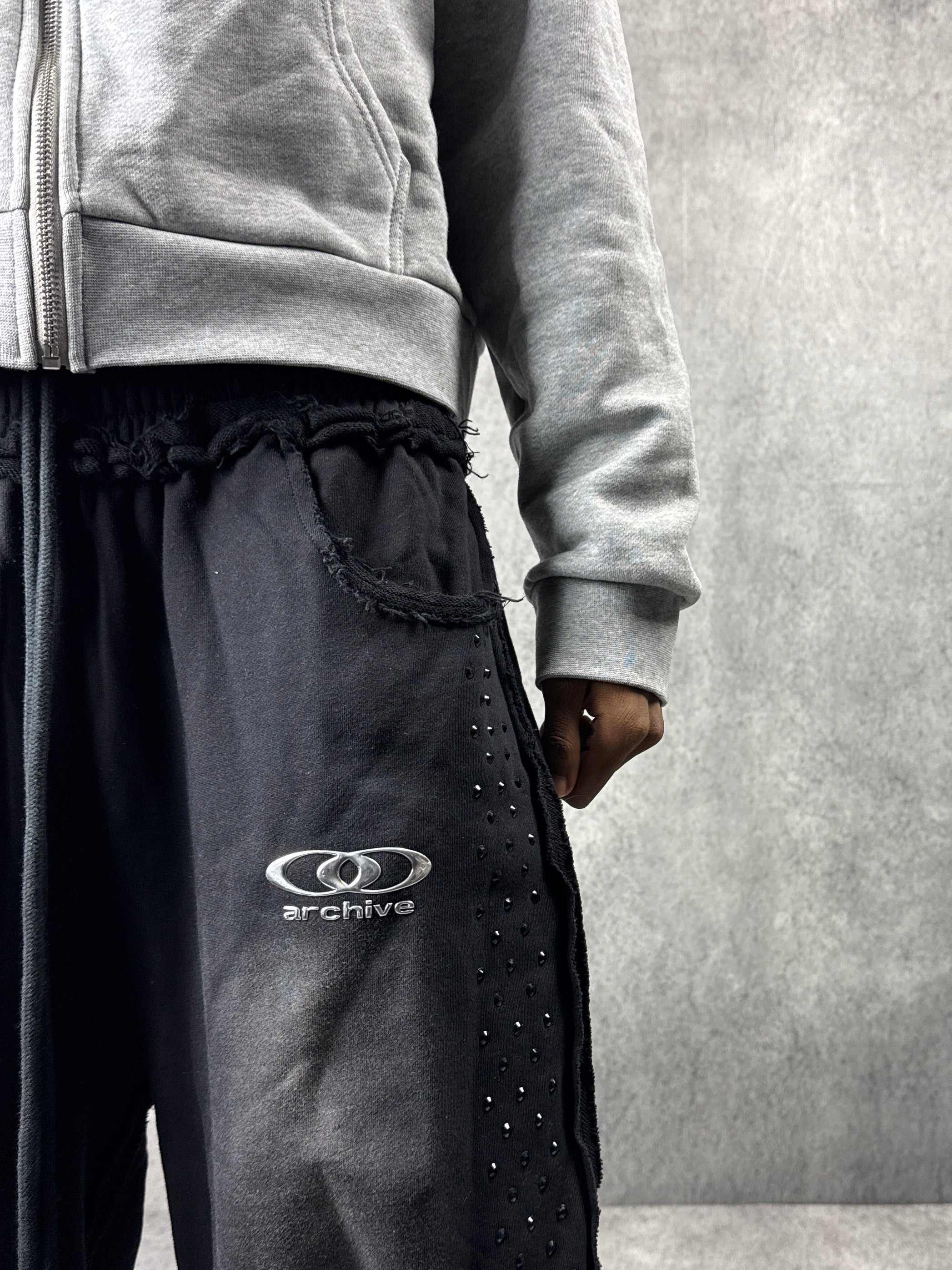 ARCHIVE ONYX RHINESTONE SWEATPANTS - BLACK - Image 3