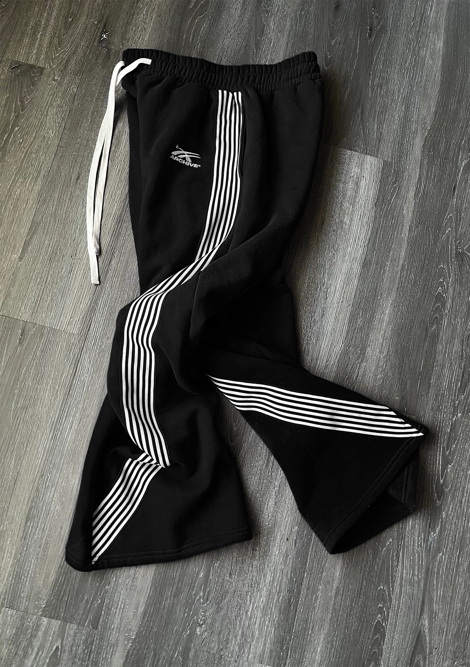 ARCHIVE ESSENTIAL WIDELEG SWEATPANTS BLACK - Image 6